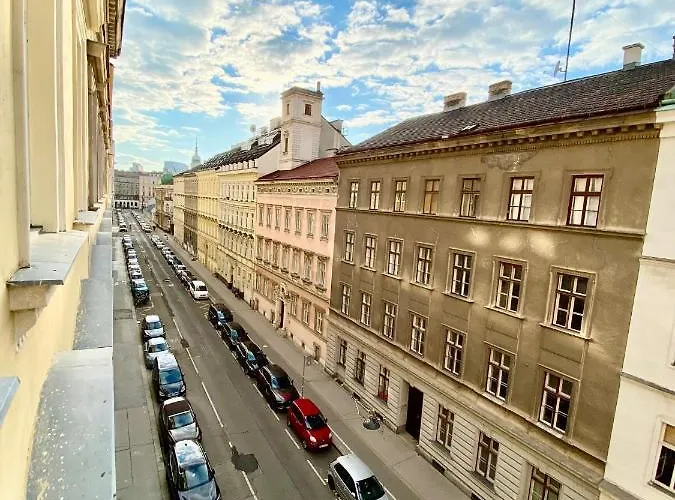 Steiner Residences Taborstrasse Daire
